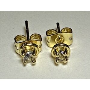 Diamond International Gold Tone Stud Earrings Periwinkle Rhinestone Vtg J-6O